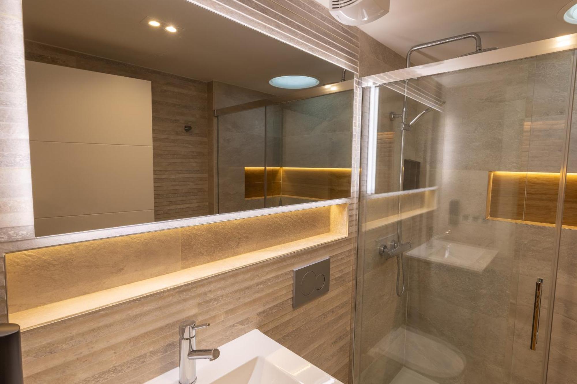 Tuapartamento Gran Boutique - Centro Ciudad Plaza Del Castillo Appartement Pamplona Buitenkant foto